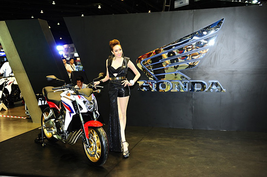 ໭ MotorExpo 2013 : Honda Bigwing