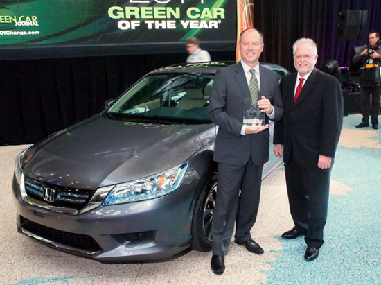 ͹ ͤ κԴ,(Best Eco-Friendly vehicle,MotorWeek Drivers' Choice Award 2014,ҹͧ  2013
