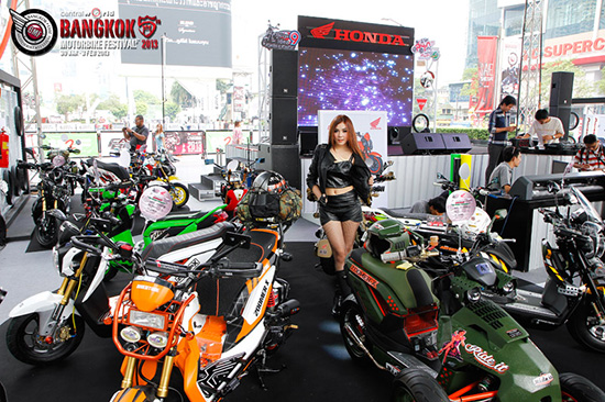 BMF 2015,แบงค์ค็อก มอเตอร์ไบค์ เฟสติวัล 2015,BMF 2015 เซ็นทรัล เวิลด์,Bangkok Motorbike Festival 2015,เทศกาลมอเตอร์ไซค์,งานบิ๊กไบค์ ที่เซ็นทรัล เวิลด์,Bangkok Motorbike Festival,Honda Bigbike,Kawasaki,KTM,MV Agusta,Ducati,Yamaha,A.P. Honda,รถบิ๊กไบค์