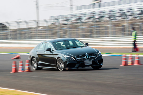 Mercedes-Benz Driving Events 2015,Mercedes Benz Driving Events 2015,ทดสอบรถ Mercedes-Benz สนามช้าง,ทดสอบรถ Mercedes-Benz รุ่นใหม่,ทดลองขับรถ Mercedes-Benz,ทดสอบรถเบนซ์