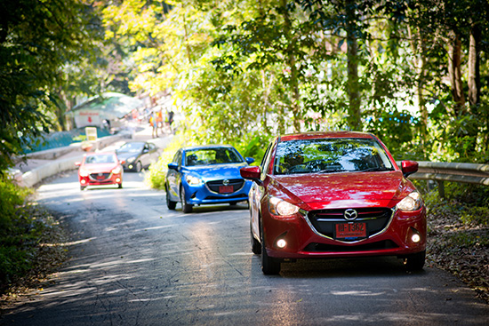 ทดสอบมาสด้า2 สกายแอคทีฟใหม่,ทดลองขับมาสด้า2 ใหม่,Testdrive Mazda2 ใหม่,คลิปทดสอบ Mazda2 ใหม่,ทดสอบ Mazda2 Skyavtiv-D,รีวิว Mazda2 Skyavtiv-D,Mazda2 Skyavtiv-D รีวิว,ทดลองขับ Mazda2 ใหม่,ปัญหา Mazda2 ใหม่