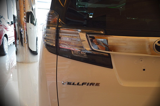 All New Vellfire,Toyota Vellfire 2015,Toyota Vellfire 2015 ราคาพิเศษ,แคมเปญ Toyota Vellfire 2015,รีวิวรถใหม่