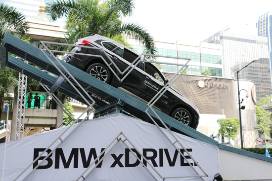 BMW X DRIVE XPERIENCE ROADSHOW 2015,BMW XDRIVE,ระบบขับเคลื่อนอัจฉริยะ 4 ล้อ แบบ xDrive,ทดสอบระบบขับเคลื่อนอัจฉริยะ 4 ล้อ,ทดสอบระบบ xDrive,ระบบขับเคลื่อนอัจฉริยะ 4 ล้อ แบบ xDrive ของ BMW,DSC,ระบบควบคุมเสถียรภาพ