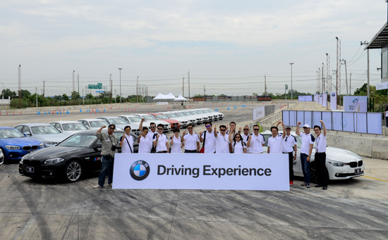 BMW Driving Experience 2016,สนามปทุมธานี สปีดเวย์,บีเอ็มดับเบิลยู ทวินพาวเวอร์ เทอร์โบ,M Performance,BMW TwinPower Turbo,เทคโนโลยี EfficientDynamics,เทคโนโลยี iPerformance,iPerformance,เทคโนโลยีปลั๊กอิน ไฮบริด