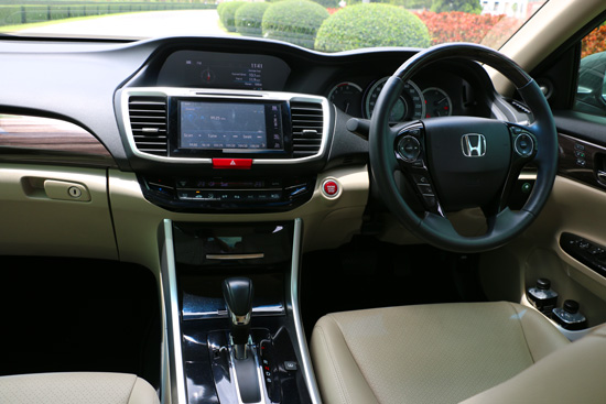 ทดสอบรถ Honda Accord 2.4 EL,2016 Honda Accord 2.4 EL รีวิว,ทดลองขับ Accord 2.4 EL ใหม่,Honda SENSING,ทดสอบ Accord 2.4 EL 2016,รีวิว Accord 2.4 EL,รีวิวรถใหม่,ราคา New Honda Accord 2.4 EL,ทดลองขับฮอนด้า แอคคอร์ด ใหม่,รีวิวแอคคอร์ด ใหม่,รีวิวฮอนด้า แอค