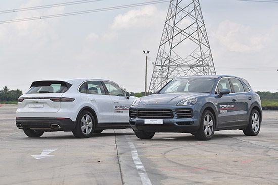 Testdrive Porsche Cayenne E-Hybrid 2018,รีวิว Porsche Cayenne E-Hybrid,ทดสอบรถ Porsche Cayenne E-Hybrid,ทดสอบรถ Cayenne E-Hybrid,ทดลองขับ Porsche Cayenne E-Hybrid,รถ Plug-in Hybrid,ทดลองขับปอร์เช่ คาเยนน์ อี-ไฮบริด,ทดลองขับปอร์เช่ คาเยนน์,ทดลองขับปอร์เช่,Testdrive Porsche Cayenne,รีวิวรถใหม่,ทดลองขับ Porsche