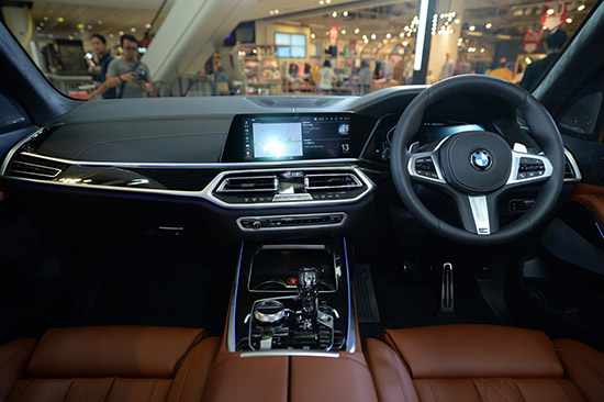 BMW WORLD OF LUXURY 2019,พลาติโน มอเตอร์,พลาติโน มอเตอร์ นครปฐม,BMWPlatinoMotor,BMW Platino Motor,Platino Motor นครปฐม,โชว์รูม BMW พลาติโน มอเตอร์ นครปฐม,โชว์รูม BMW นครปฐม,โชว์รูม BMW Platino Motor นครปฐม