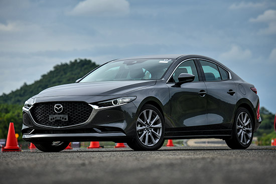 https://www.auto-thailand.com/TestDrive/All-New-Mazda-3-Sneak-Preview.html