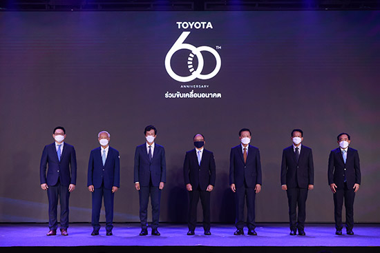 โตโยต้า ครบรอบ 60 ปี,TOYOTA ALIVE บางนา,Toyota BZ4X พวงมาลัยขวา,Toyota BZ4X,รถยนต์ไฟฟ้า,รถยนต์โตโยต้า รุ่นพิเศษฉลองครบรอบ 60 ปี,รถยนต์โตโยต้า,รถยนต์ Toyota,BZ4X