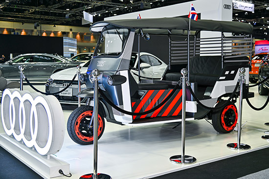 e-Rickshaw concept,รถตุ๊กตุ๊กไฟฟ้า,Audi e-tron,Audi e-tron gt,Audi q3,Audi tt,Audi A8L,แคมเปญรถยนต์ Audi,Motor Expo 2022,Audi Q5 Sportback,Audi Q8,Audi Q7